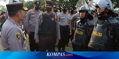 Kapolres Ingatkan Polisi Yang Jaga Demo Kenaikan Harga BBM Beri