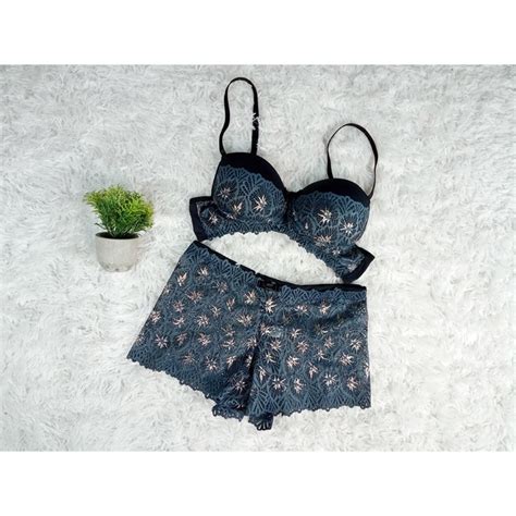 Lingerie Conjunto Calcinha E Suti Toda Na Renda Bojo Forro