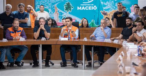 Prefeito de Maceió se reúne bancada federal para tratar do risco de