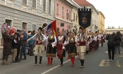 Otvoren Petrovaradinski Karneval Posle Pauze Od Osam Decenij