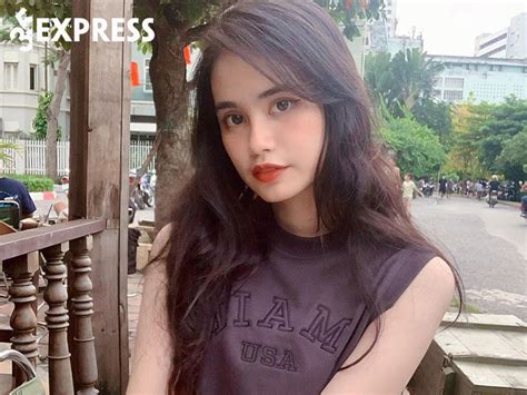 Bùi Thị Thu Trang là ai Hot girl đại diện tuyển Iran tại World Cup