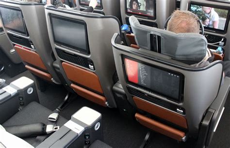 Qantas Premium Economy Review Melbourne Los Angeles Boeing 787