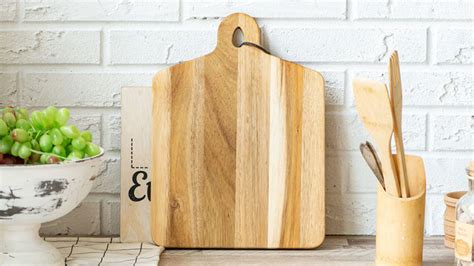 How To Display Cutting Boards On A Kitchen Counter