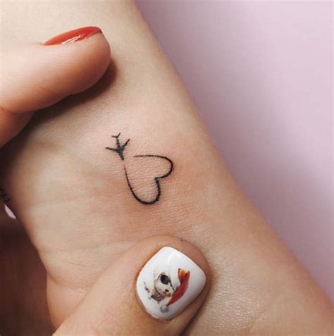 Introducing Girly Small Tattoos To Make A Statement