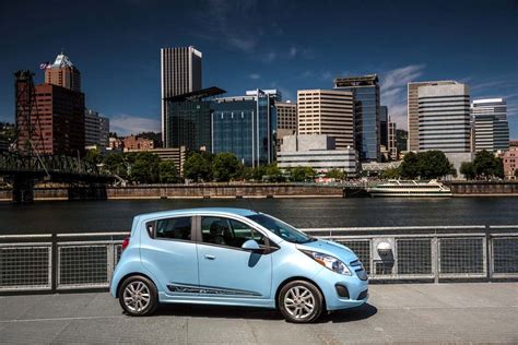 First Drive 2014 Chevrolet Spark Ev The Detroit Bureau