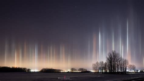 Icy Temperatures Bring Alien Light Pillars To Alberta Night Sky Cbc