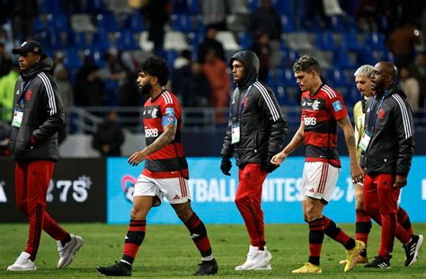 O Tempo On Twitter Torcedores Do Flamengo Antecipam Volta E Deixam