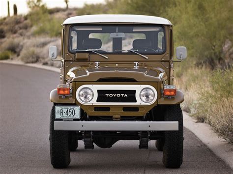 1977 Toyota FJ40 Land Cruiser