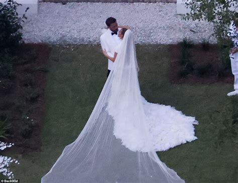 Jennifer Lopez And Ben Affleck Are All Smiles As They Tie The Knot In