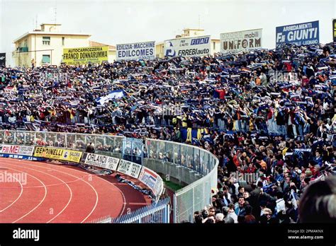 Ultras Foto Tifo Fotos Und Bildmaterial In Hoher Aufl Sung Alamy