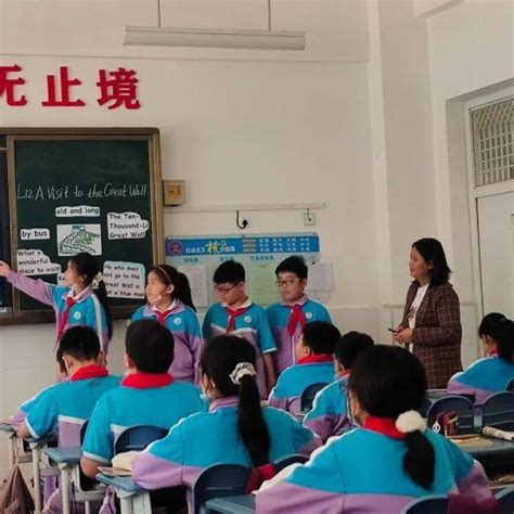 【坚持人民至上】群体评优促成长 专业引领谱新篇——高阳县西街小学开展群体评优课活动课堂进行了西街小学