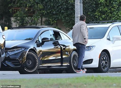 Breaking Ben Affleck Crashes His Mercedes After Explosive Chat With Ex