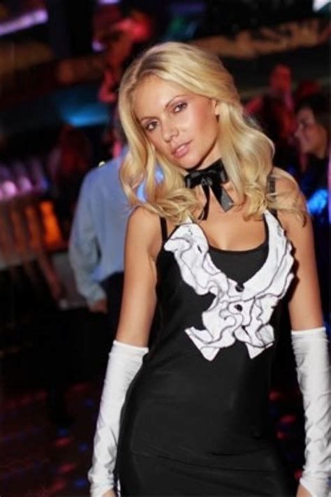 Girls Boobs Asses Hot Daily Chicks Photos