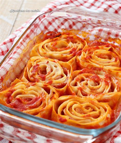 Girelle Di Lasagne Con Prosciutto Cotto E Provola Primo Piatto