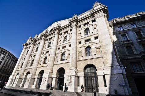 I Titoli Del Giorno A Piazza Affari Eni Positiva Frena Stm Borse It