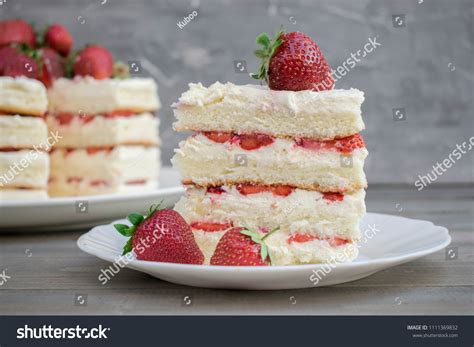 Naked Fruit Cake Homemade Rustic Wedding Stock Photo Shutterstock