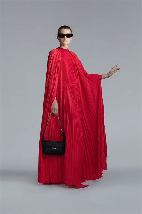 BALENCIAGA 2023 春夏 Campaign 陆续释出 NOWRE现客