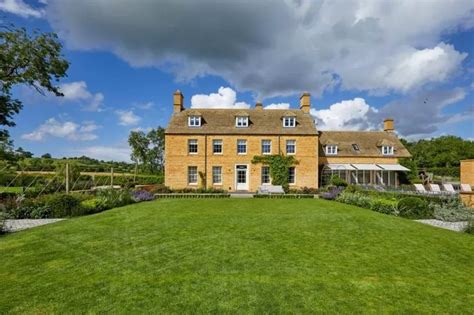 New Build Cotswold House With A Classic Style On The Market For £7m