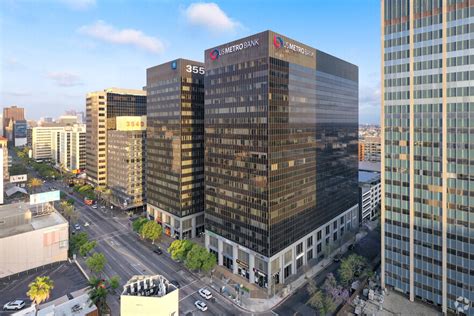 3580 Wilshire Blvd Los Angeles Ca 90010 Retail For Lease Loopnet