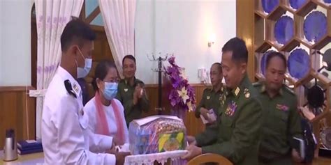 Meeting with Tatmadaw Members: VSG Met Tatmadaw Members And Families ...