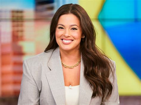 Ashley Graham Posted Never Before Seen Nude Pregnancy Photos IG Story