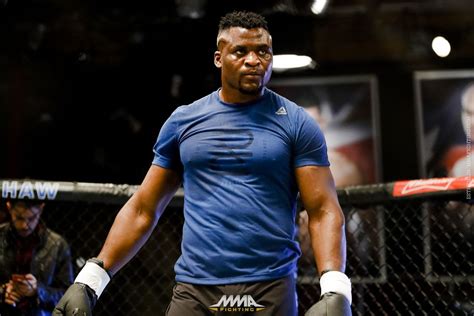 Francis Ngannou Se Dit Convaincu Que Tyson Fury Ne Va Pas Laffronter