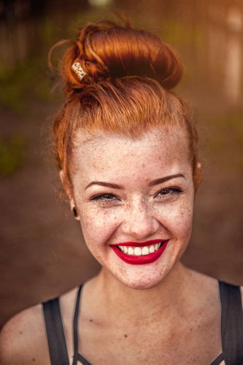 Free Photo Closeup Portrait Of Redhead Girl With Brown Eyes And Freckles Natural Beauty