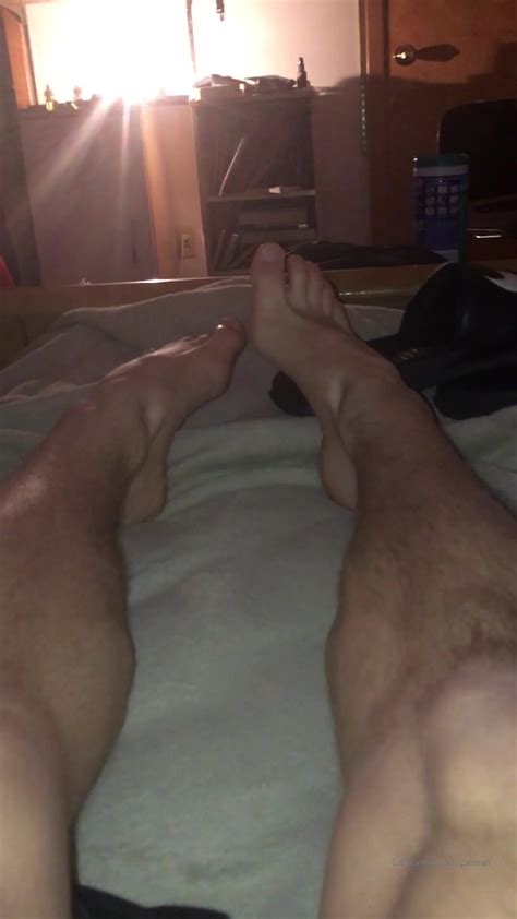 Blonde Boy Shows His Feet ThisVid