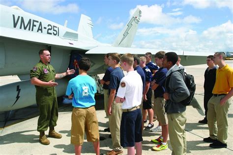 Aviation students visit Marine Corps Air Station – The Island News ...