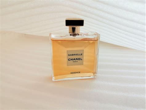 Gabrielle Chanel Essence Review: The Richer Remix