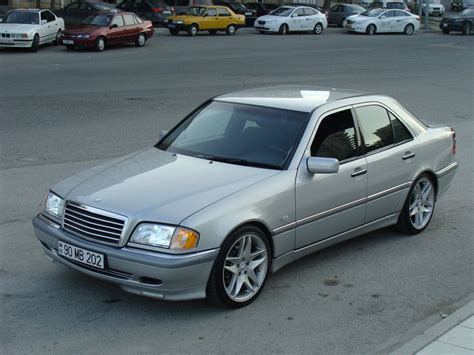 Купить б/у запчасти для Mercedes Benz, W202 в СПБ