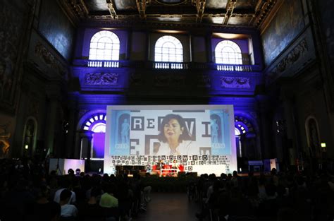 Laura Boldrini A Firenze La Rete Un Posto Incredibile Ma Va Usato