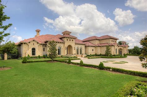 This Tuscan Style Texas Mansion Has An Incredible 6000 Bottle Wine Ce