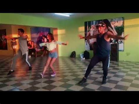 Dura Daddy Yankee Coreograf A Luis Golden Youtube