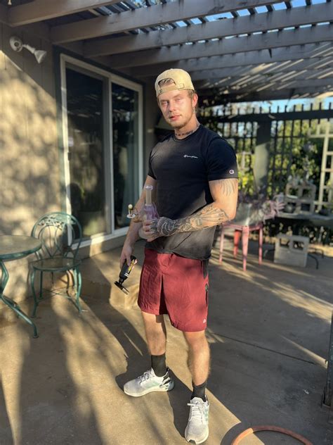 Hot Dudes Good Mood On Twitter RT Djkingfitness Hey