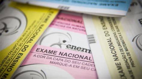 Espelhos da redação do Enem 2021 são divulgados veja exemplos de