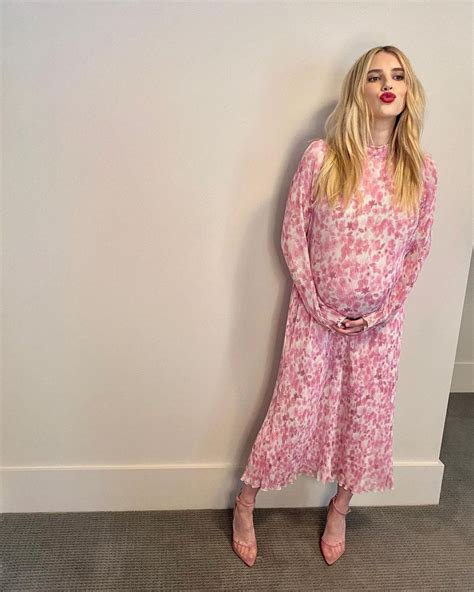 Pregnant Emma Roberts Instagram Photos 10 28 2020 Hawtcelebs