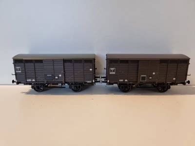 Set de 2 wagons primeur à essieux type II III freinés châssis PLM