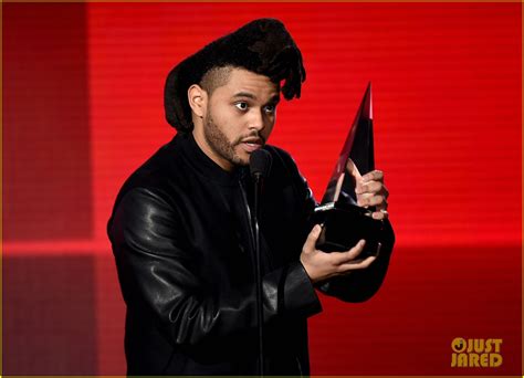 The Weeknd Sets the AMAs 2015 on Fire with 'The Hills' (Video): Photo 3515290 | 2015 American ...