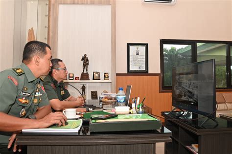 Kasdam V Brawijaya Ikuti Seminar Tni Ad Ke Vi Secara Daring