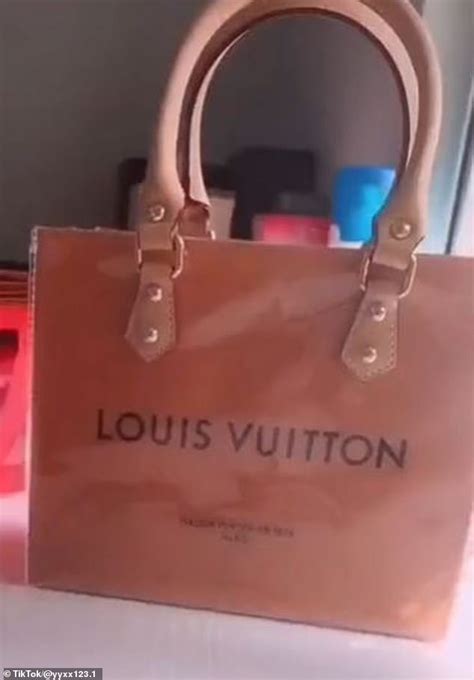 Brilliant Diy Videos Show How To Make A Louis Vuitton Tote Bag For Just