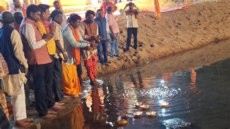 Chhattisgarh सिरपुर महोत्सव का रंगारंग आगाज भाजपा विधायक योगेश्वर राजू सिन्हा ने की गंगा आरती