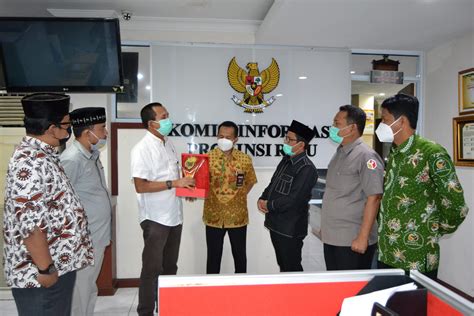 Bawaslu Provinsi Riau Silaturahmi Ke KI Riau Diskominfotik