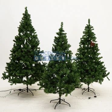 Kunstkerstboom Imperial Pine Prelit 240 Cm Hoog Groen 460 Lampjes