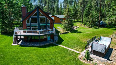 Nine Mile Falls Spokane County Wa Lakefront Property Waterfront Property House For Sale