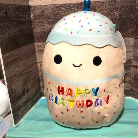 Squishmallows Toys Squishmallows Nwt Kiks Happy Birthday Cake