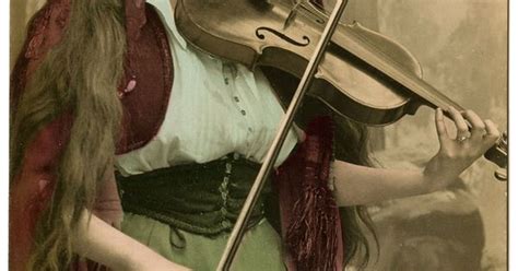 Vintage Image Lovely Gypsy With Violin Plays Vintage And Search