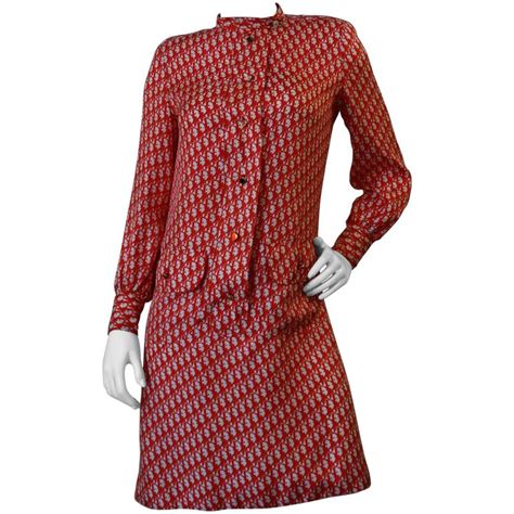 1980s Christian Dior Red Monogram Shift Dress At 1stdibs Dior Monogram Dress Dior Dress Monogram