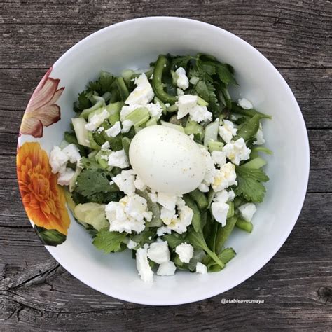 Salade Verte Inattendue Et Son Oeuf Mollet A Table Avec Maya