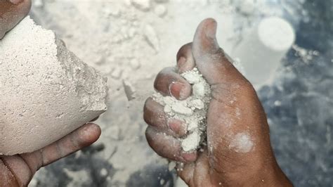 White Gym Chalk Crushing Asmr Gym Chalk Asmr Crushing In Water Asmr